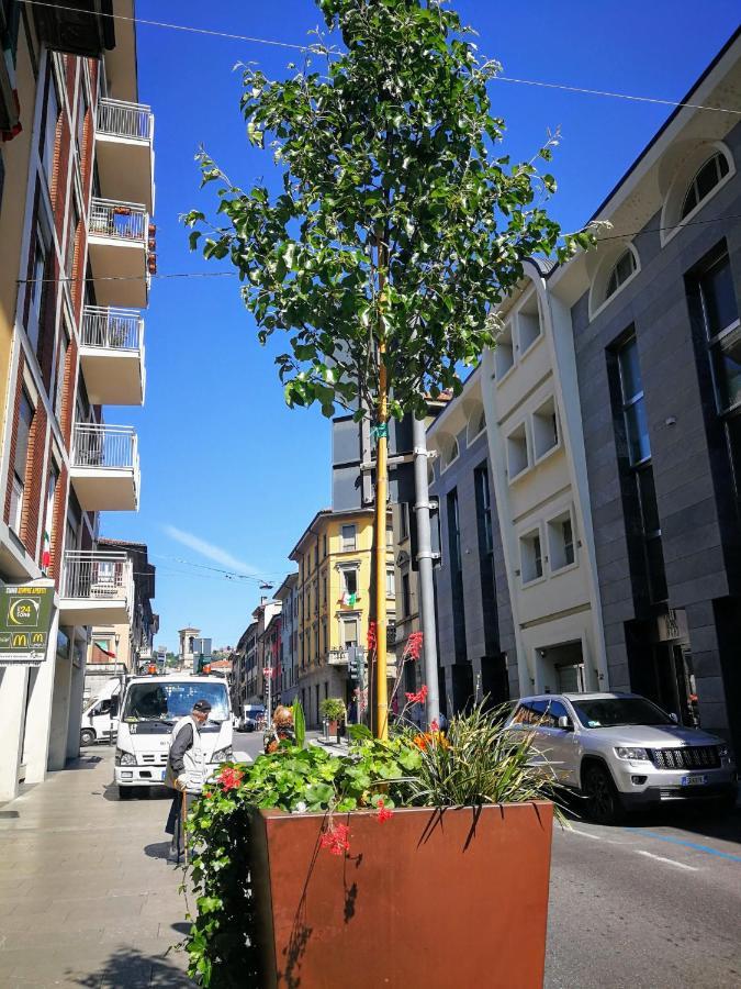 Q21Apartment -The Silent Charm Bergamo Exterior foto